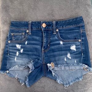 AMERICAN EAGLE MIDI JEAN SHORTS